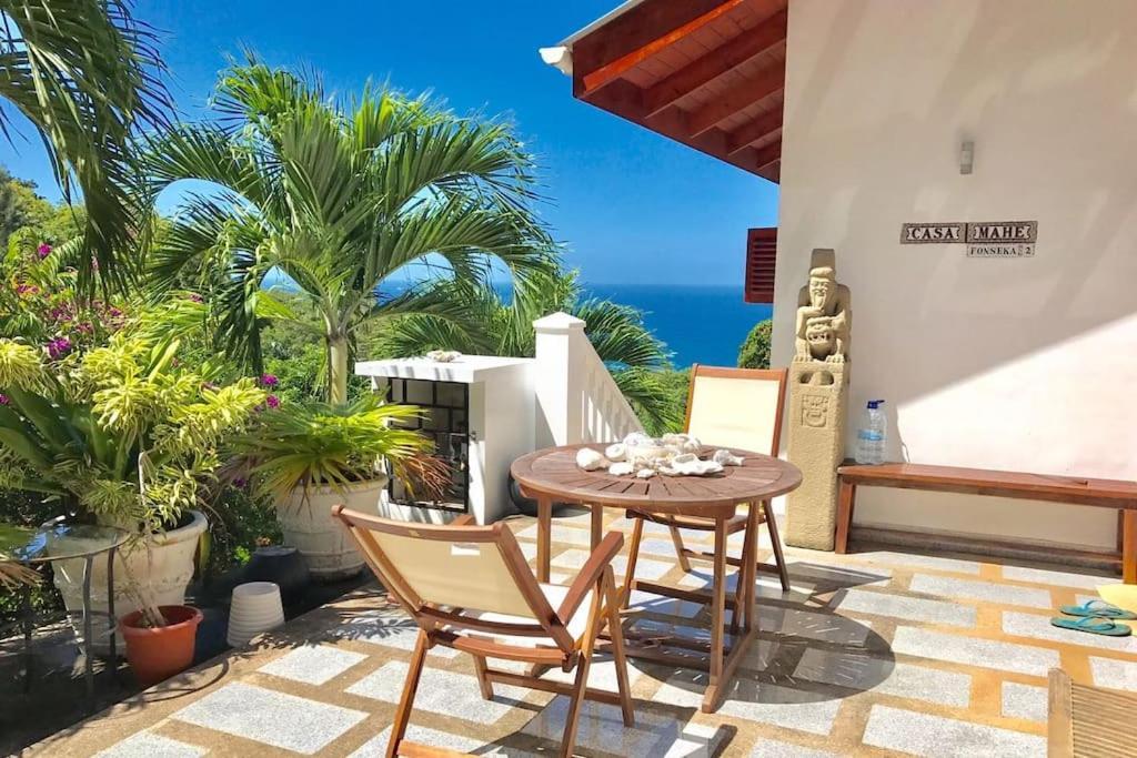Hilltop South - Villa Bougainville Takamaka Extérieur photo