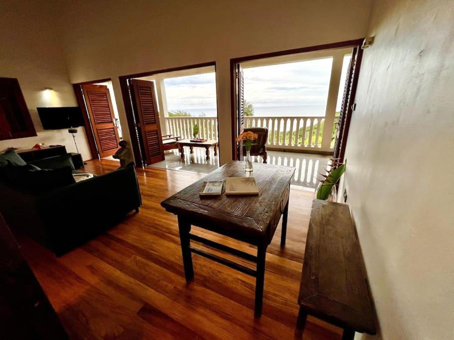 Hilltop South - Villa Bougainville Takamaka Extérieur photo